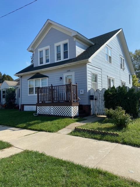 1309 Walton Ave, Racine, WI 53402