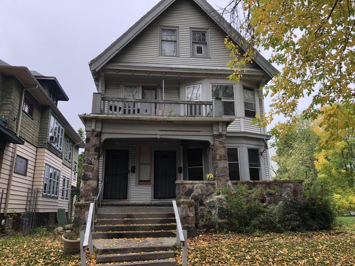 2362 N 44th St #2364, Milwaukee, WI 53210