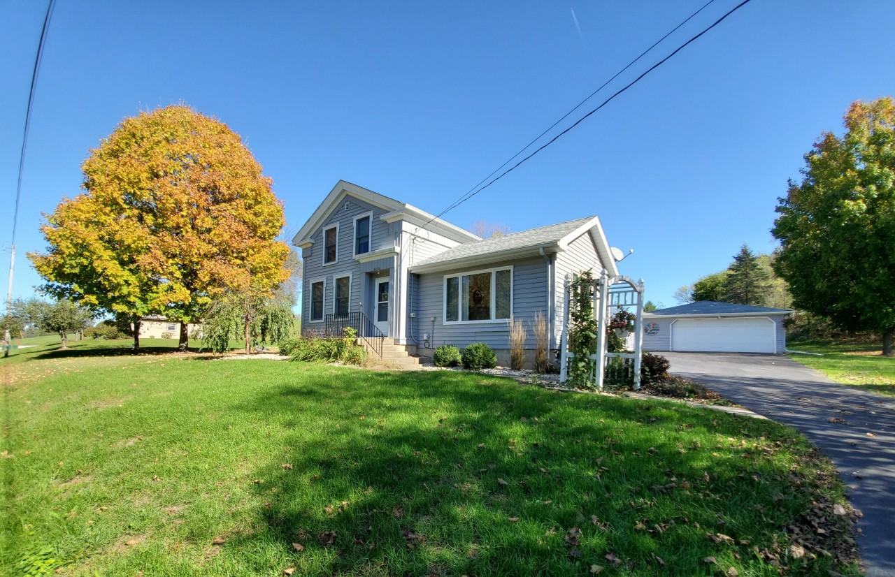 N7122 Honey Creek, Spring Prairie, WI 53105