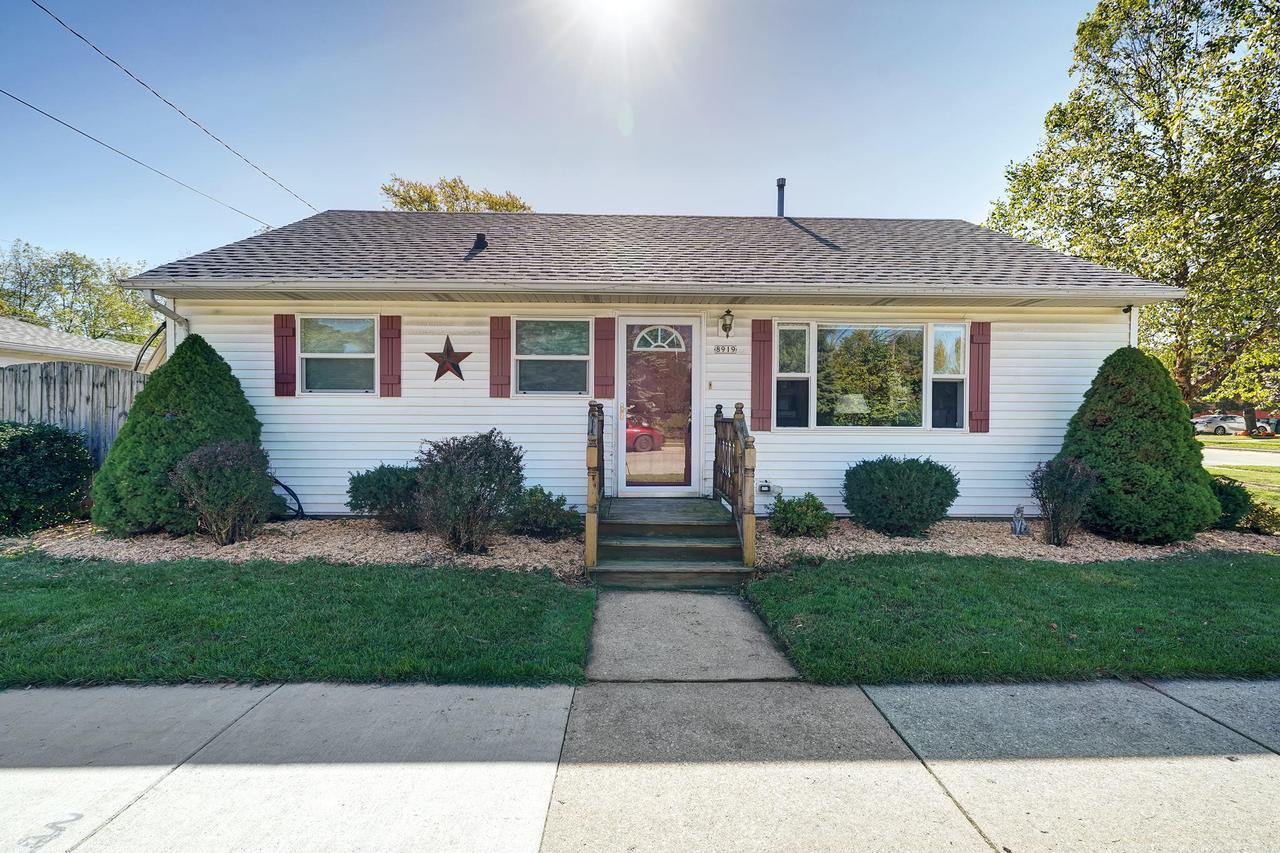8919 Corliss Ave., Sturtevant, WI 53177