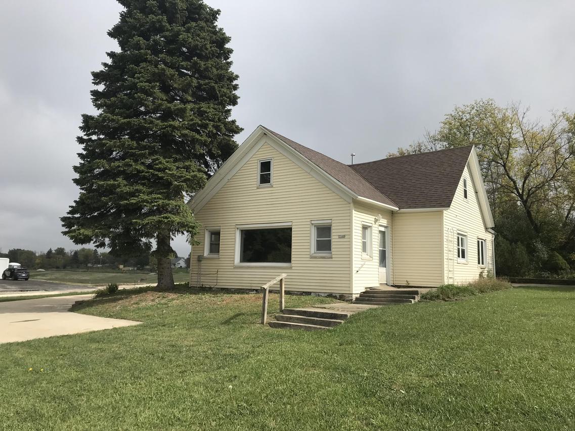 7508 S 51st St, Franklin, WI 53132