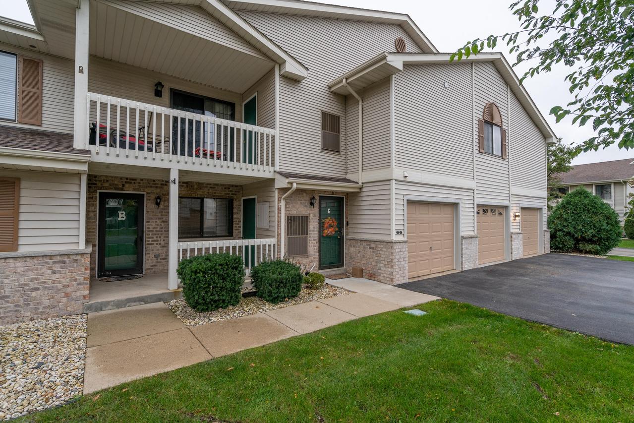 7311 98th Ave #B, Kenosha, WI 53142