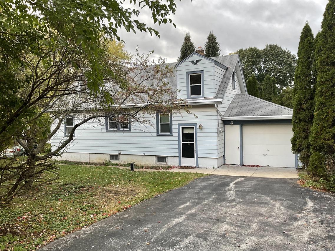W269N2714 Lelah Ave, Pewaukee, WI 53072