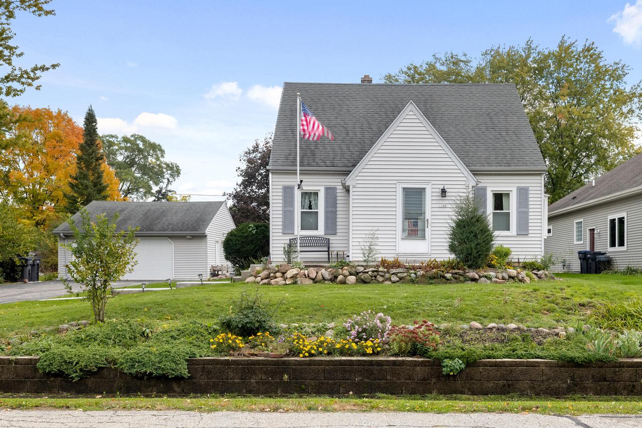 1700 S 170th St., New Berlin, WI 53151