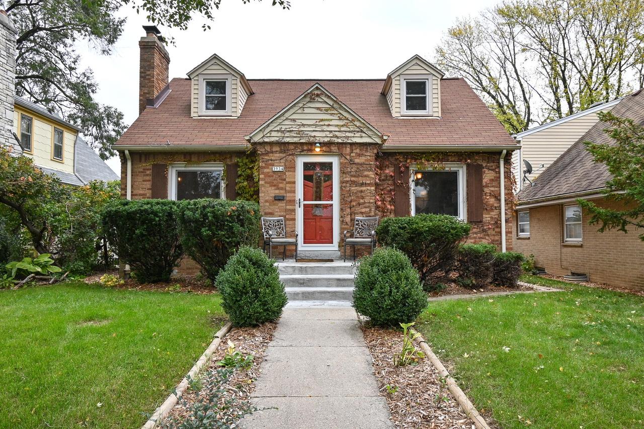 3934 N 64th St, Milwaukee, WI 53216