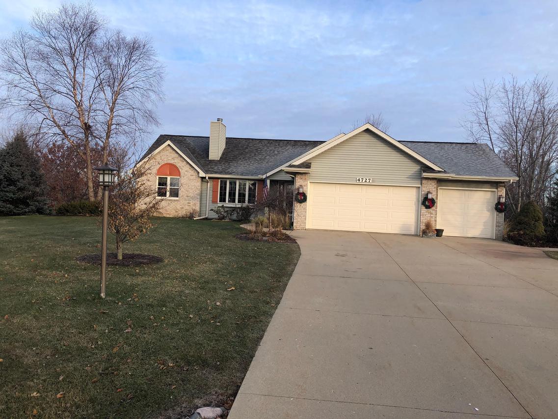 W4727 Ridgeview Rd, Lafayette, WI 53121