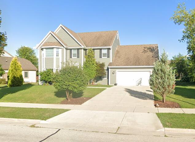 W73N434 Greystone Dr, Cedarburg, WI 53012