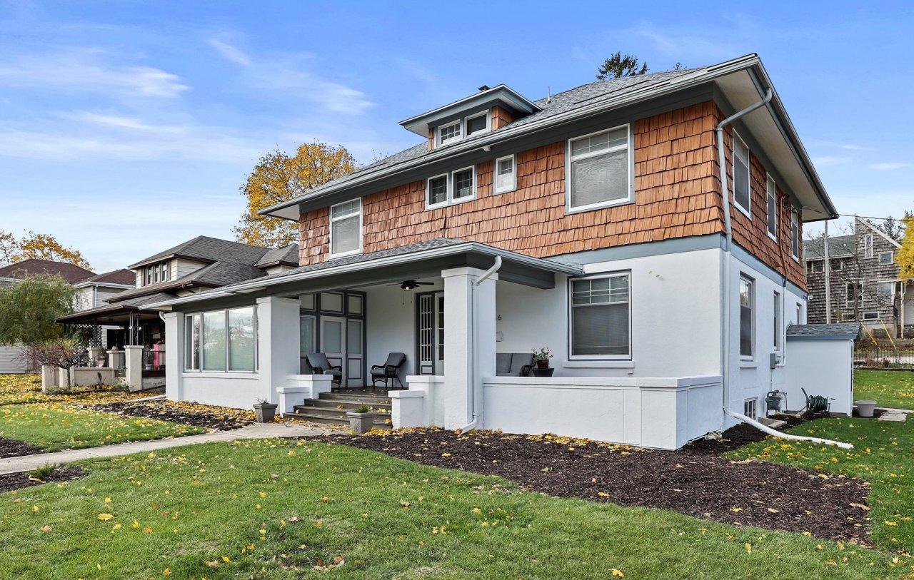 456 N 8th Ave, West Bend, WI 53090