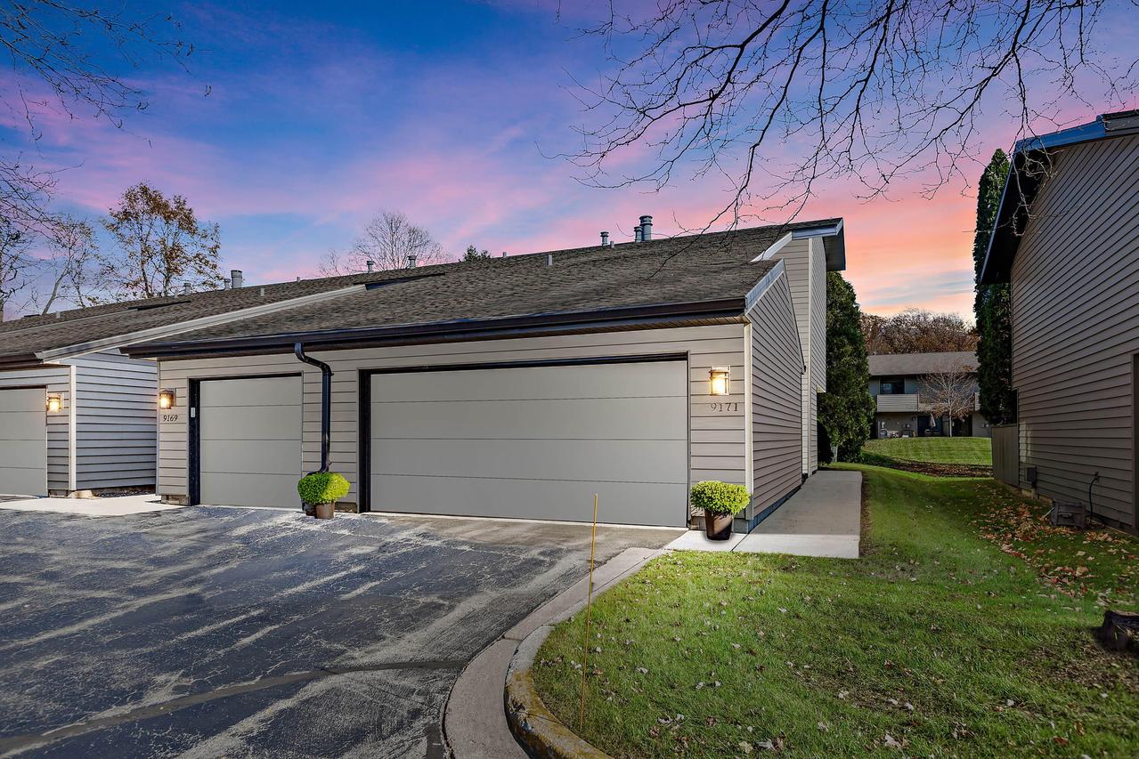 9171 N 70th St, Milwaukee, WI 53223