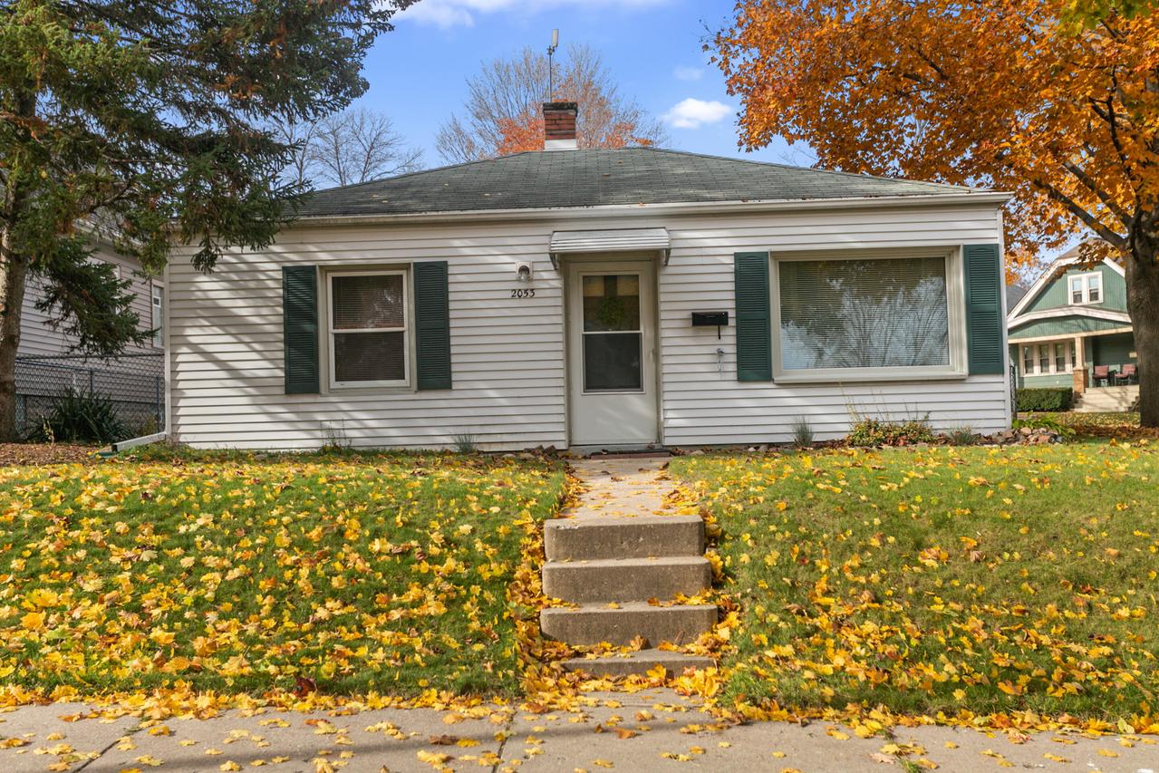 2053 S 65th St, West Allis, WI 53219