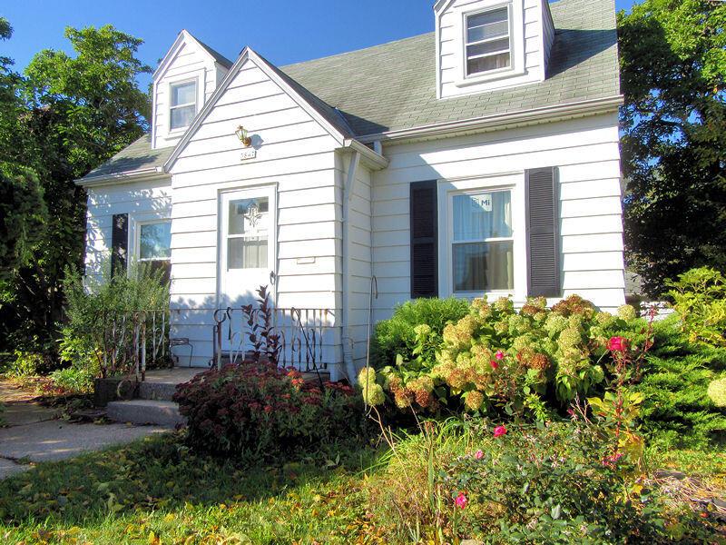 3847 N 55th St, Milwaukee, WI 53216