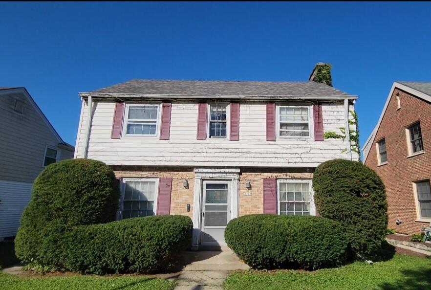 2117 N 90th St, Wauwatosa, WI 53226