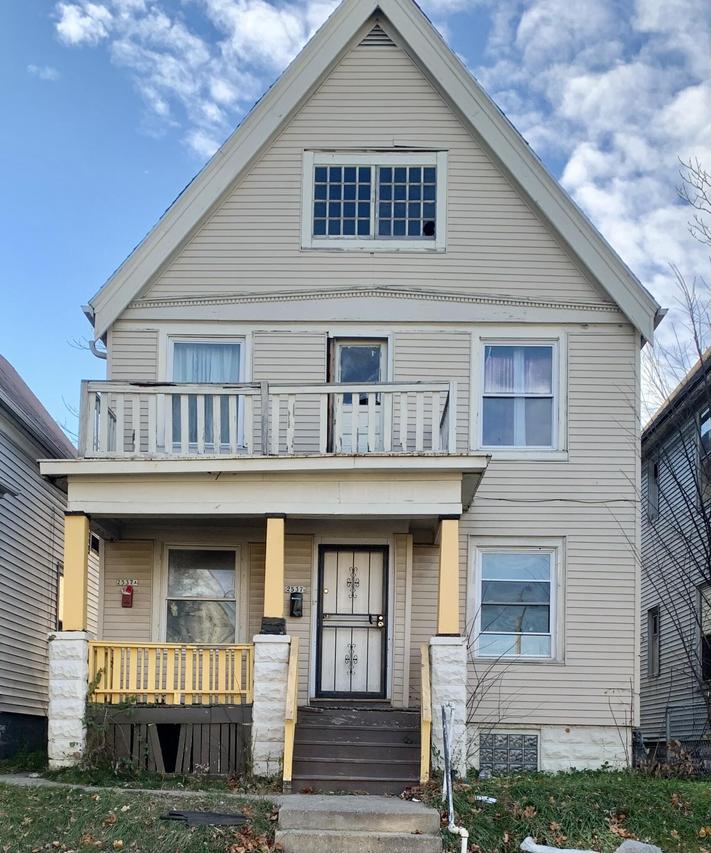 2537 N 34th St, Milwaukee, WI 53210