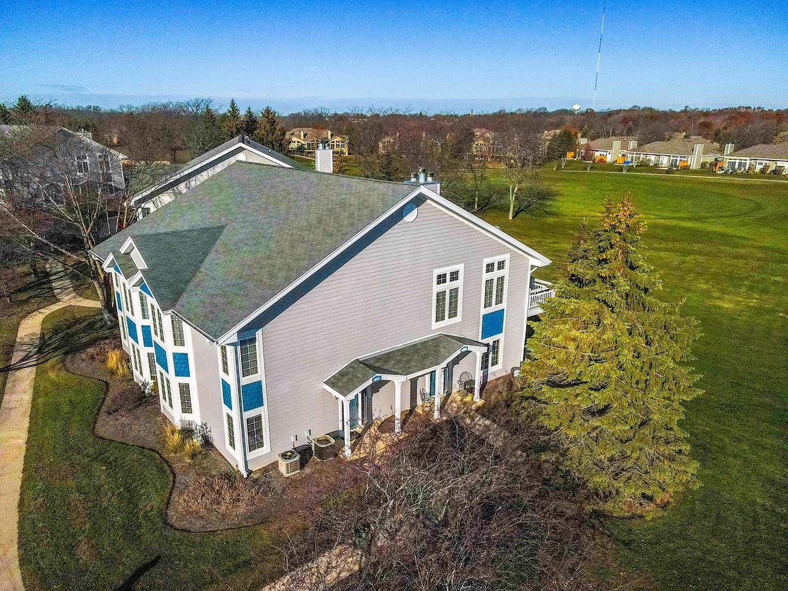 658 Geneva National Ave #6-35, Geneva, WI 53147