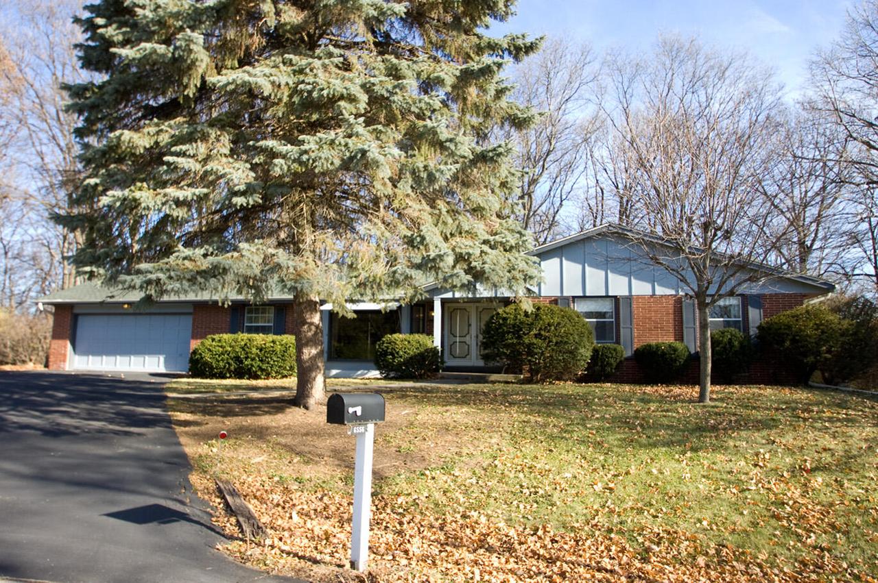 6556 N Bethmaur Ln, Glendale, WI 53209
