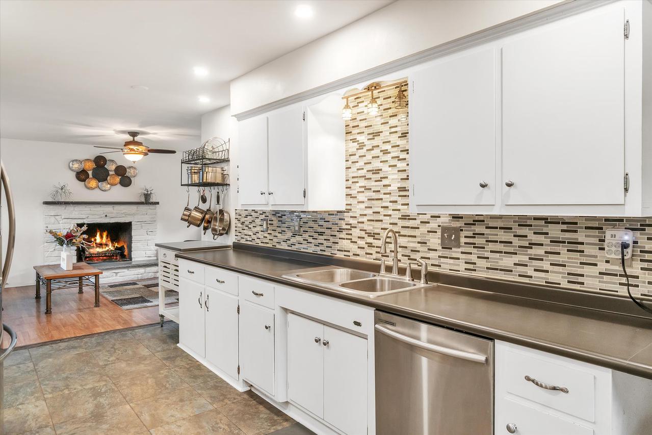 10130 W Burleigh St., Wauwatosa, WI 53222