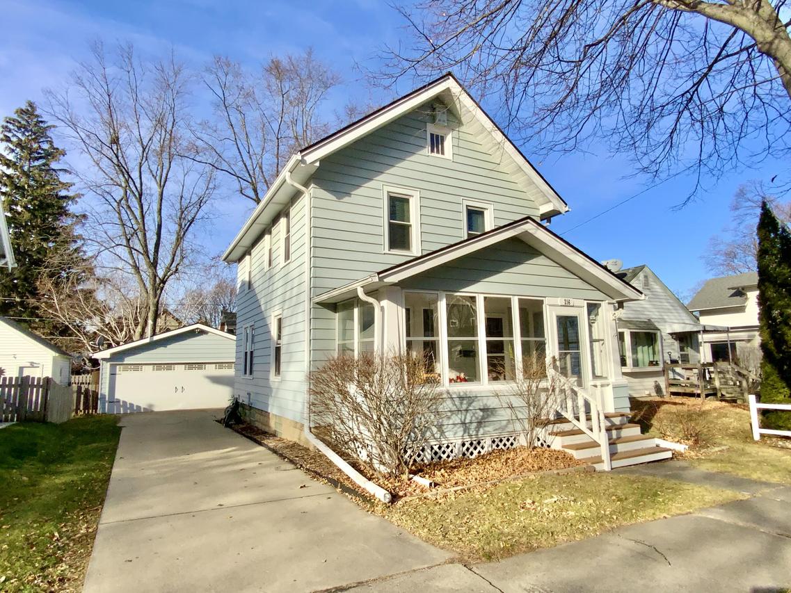 216 S Charles St., Waukesha, WI 53186
