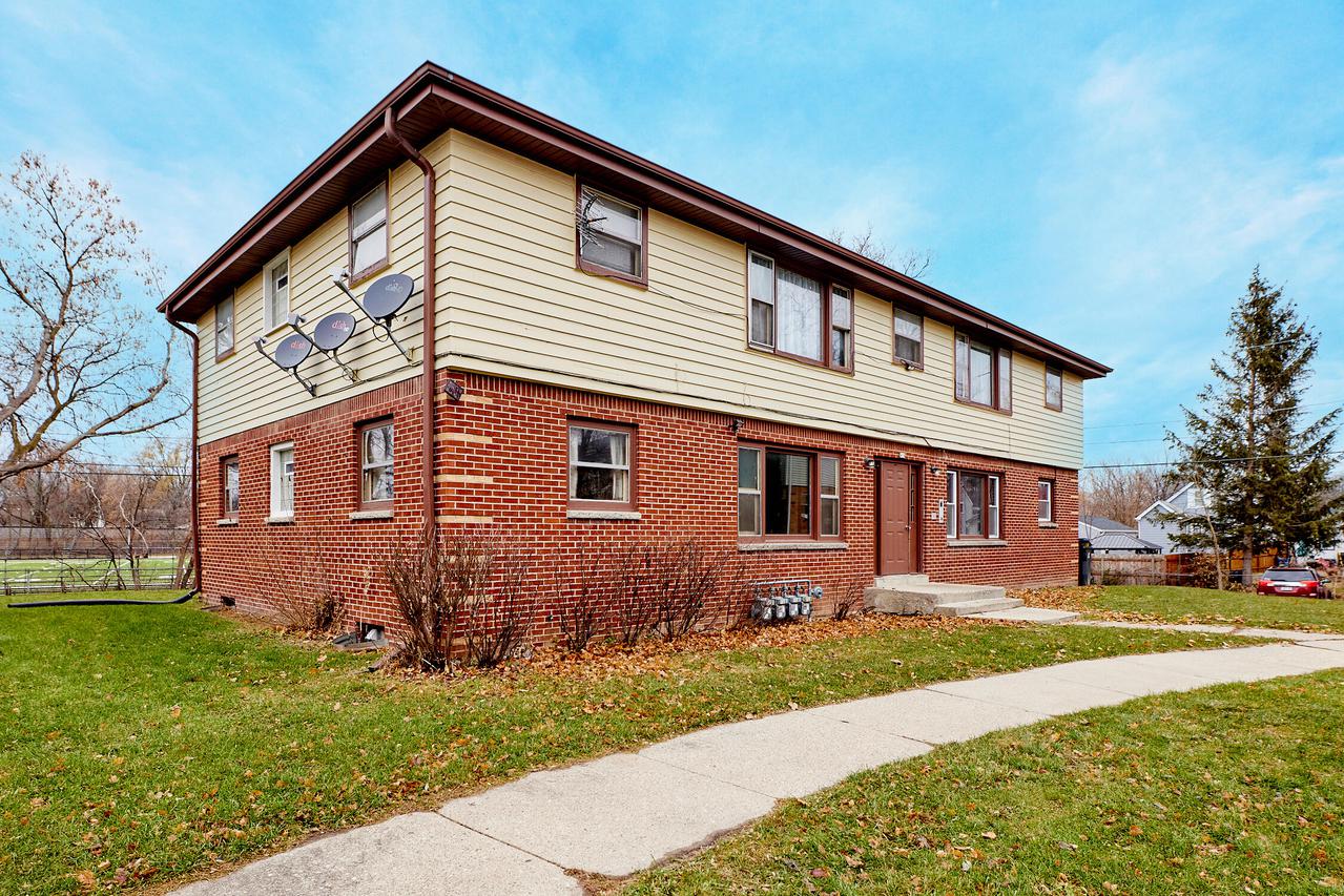 416 Jackson  Ct., Waukesha, WI 53186