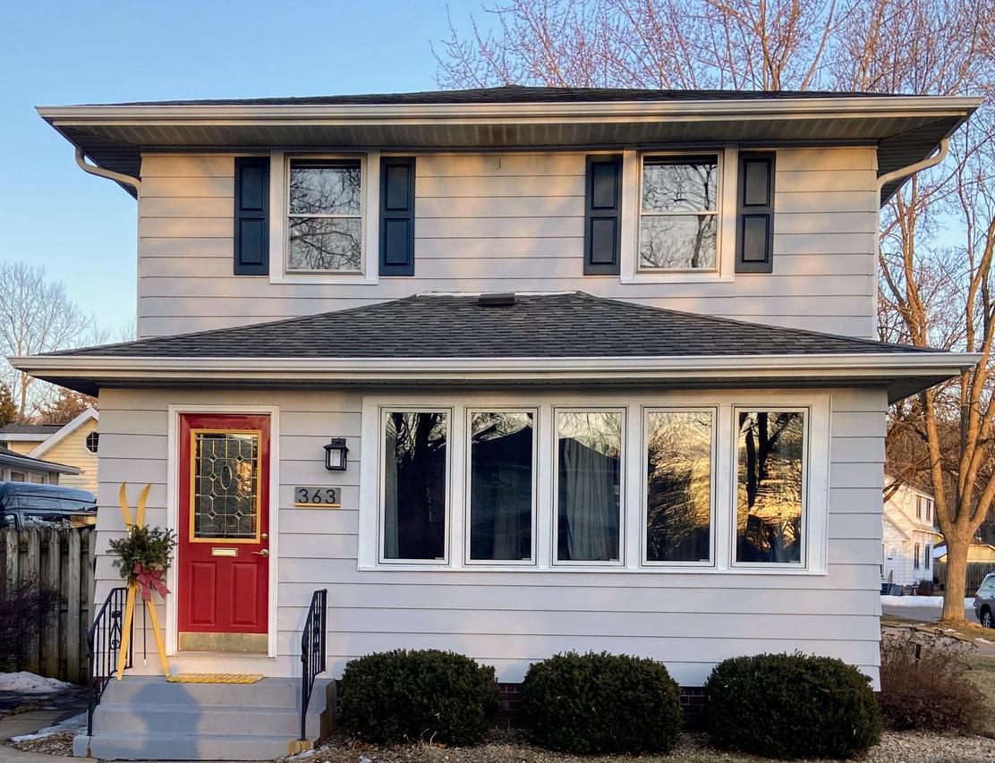 363 S 21st St., La Crosse, WI 54601