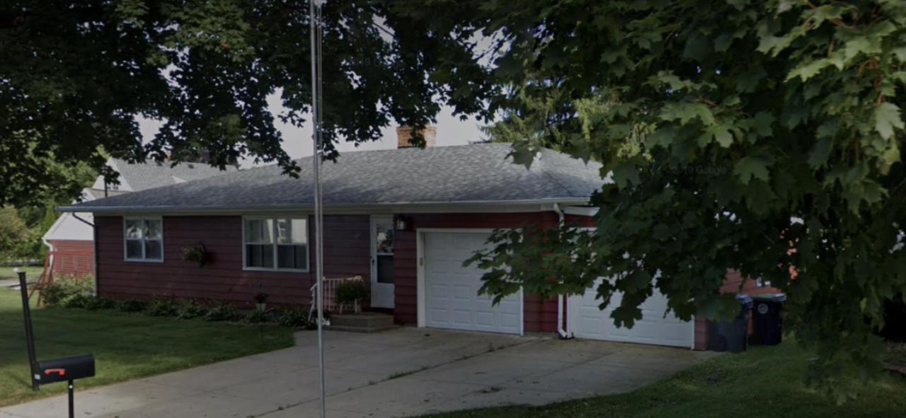 3019 E Fairchild, La Crosse, WI 54601