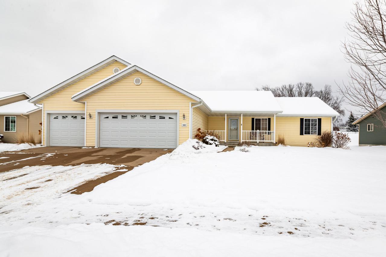 1903 Fauna St, Holmen, WI 54636