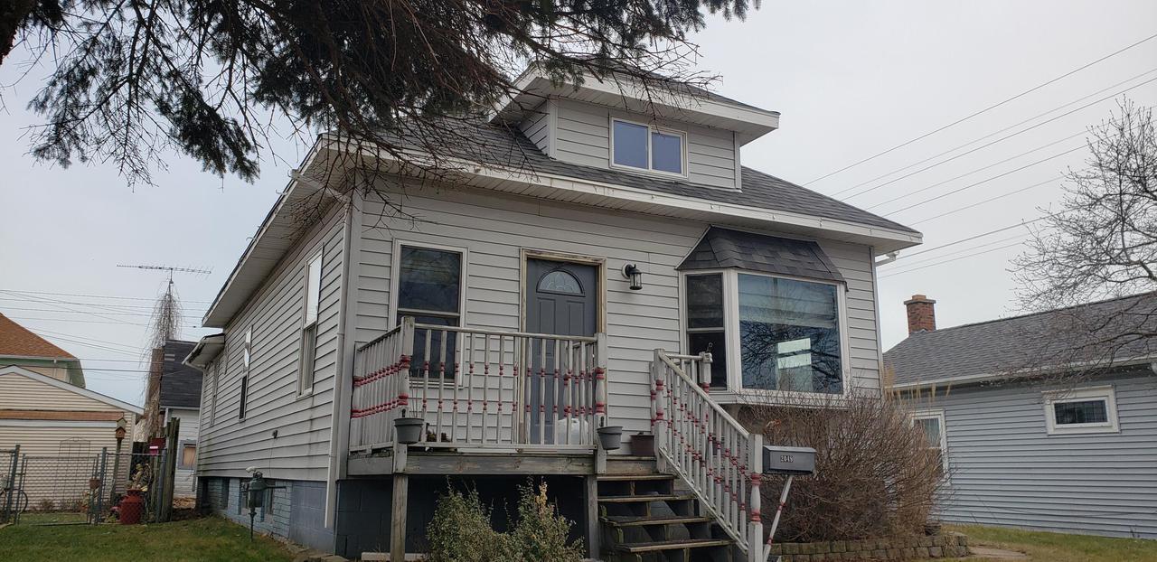 2049 Jay Eye See Ave., Racine, WI 53403