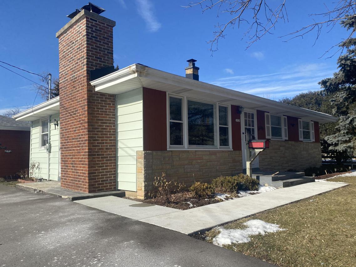 1928 Murray Ave., Waukesha, WI 53186