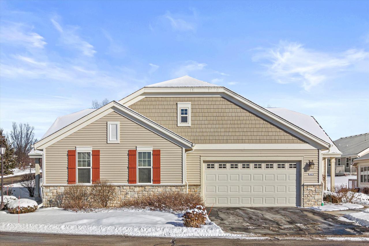 1423 Horizon Trl, Waukesha, WI 53189