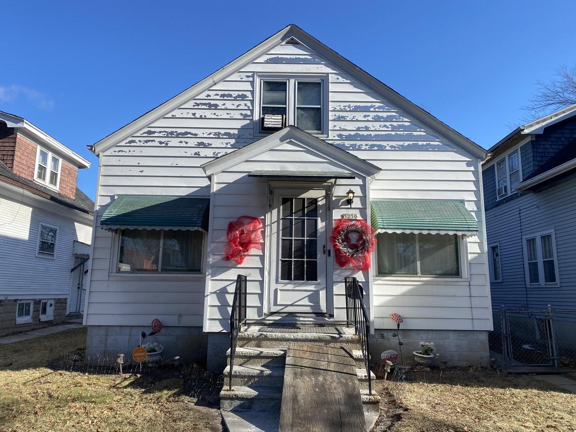 5250 N 34th St, Milwaukee, WI 53209