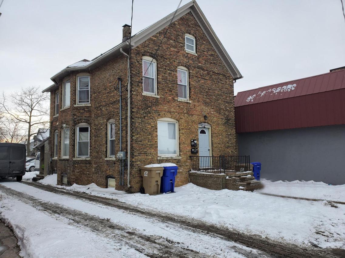 2515 60th St., Kenosha, WI 53140