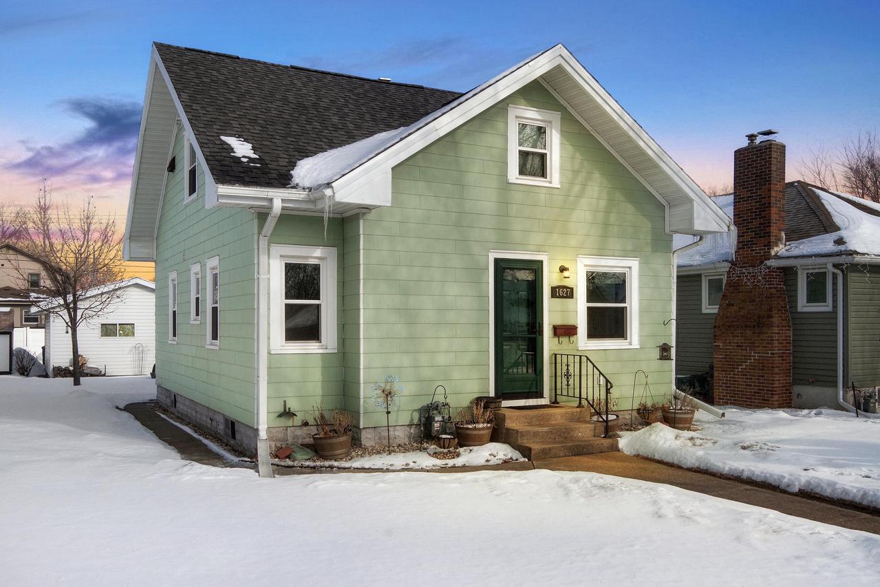 1627 Green Bay St, La Crosse, WI 54601