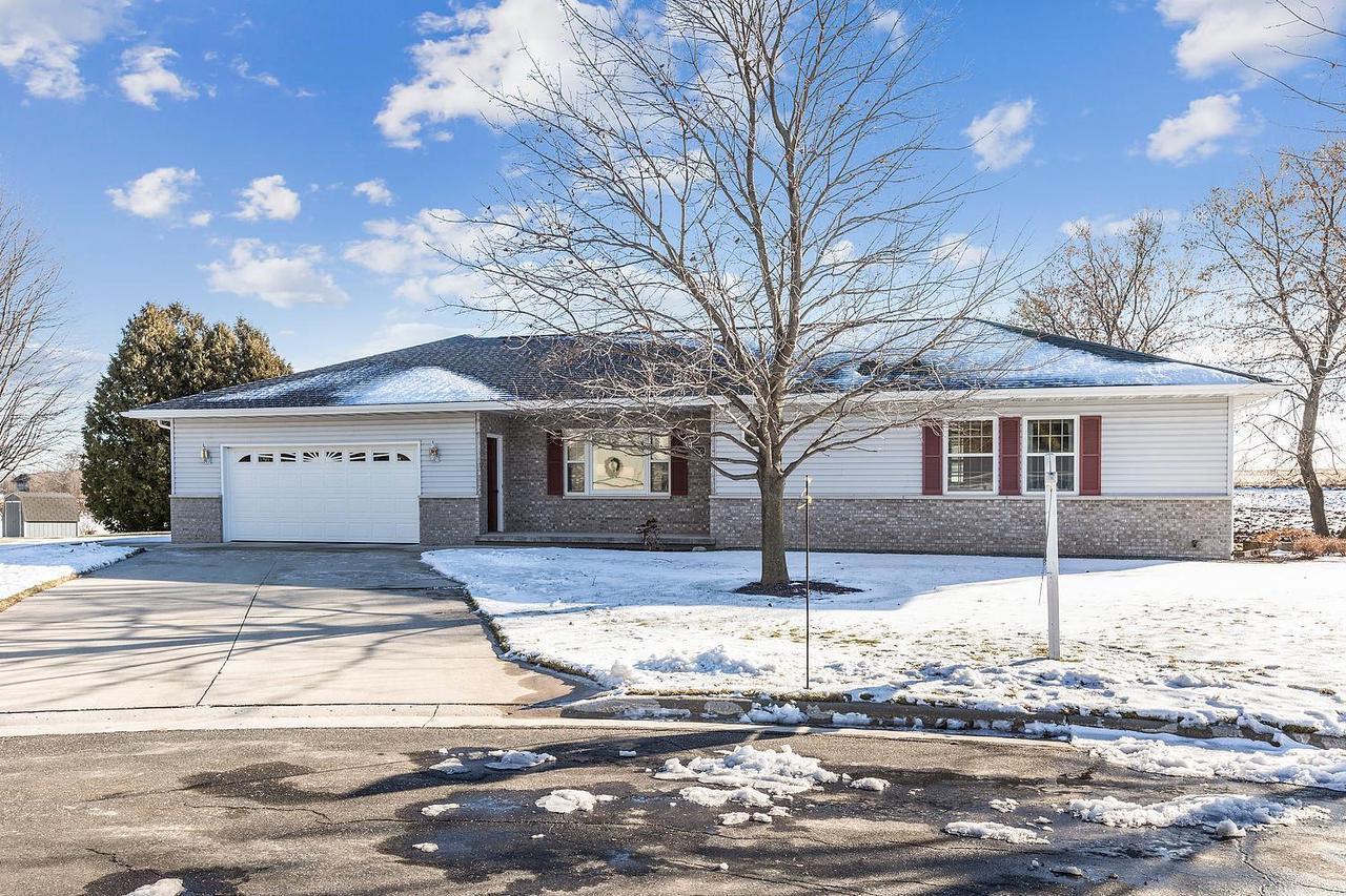 250 Cedar Ct., Whitelaw, WI 54247