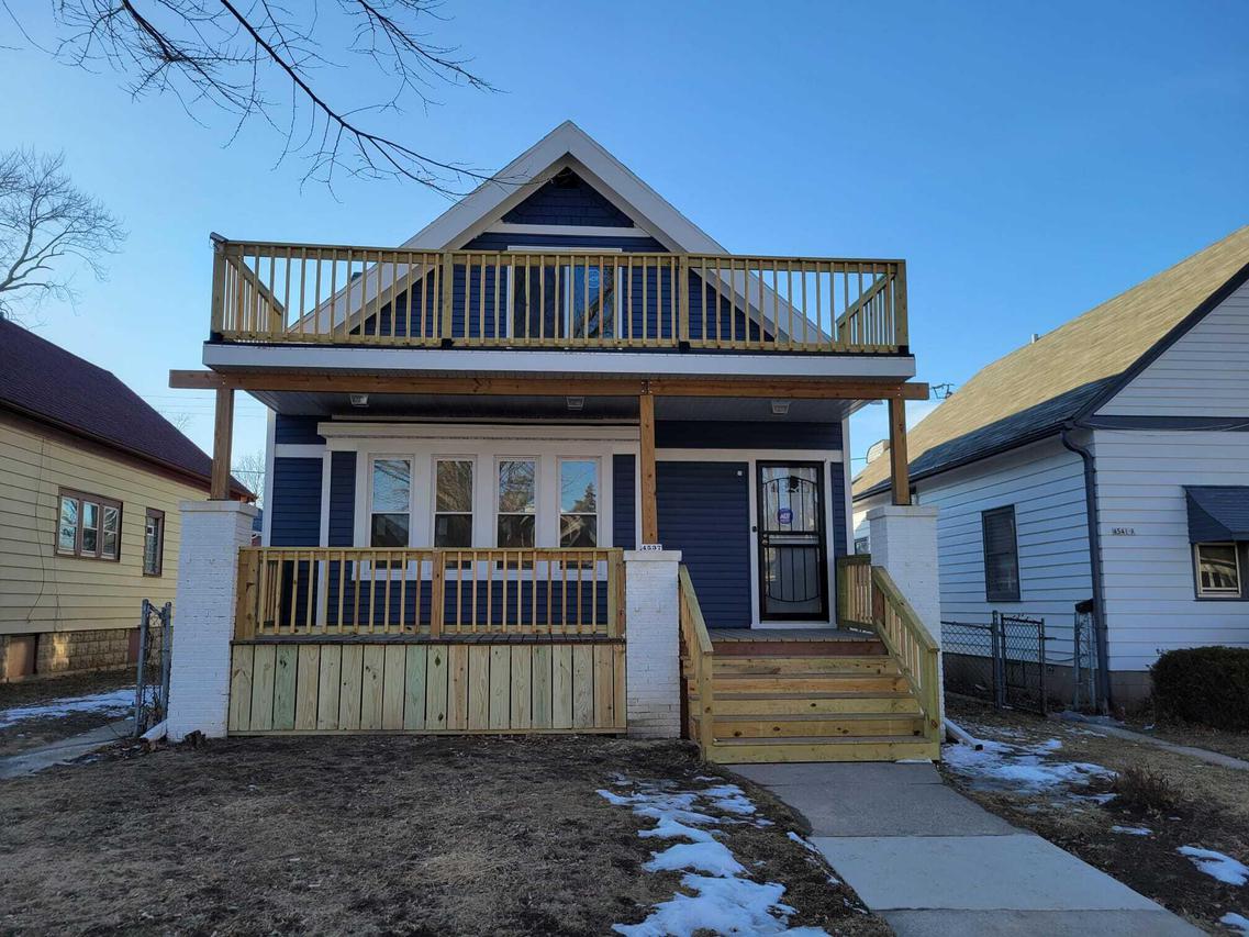 4537 N 28th St., Milwaukee, WI 53209