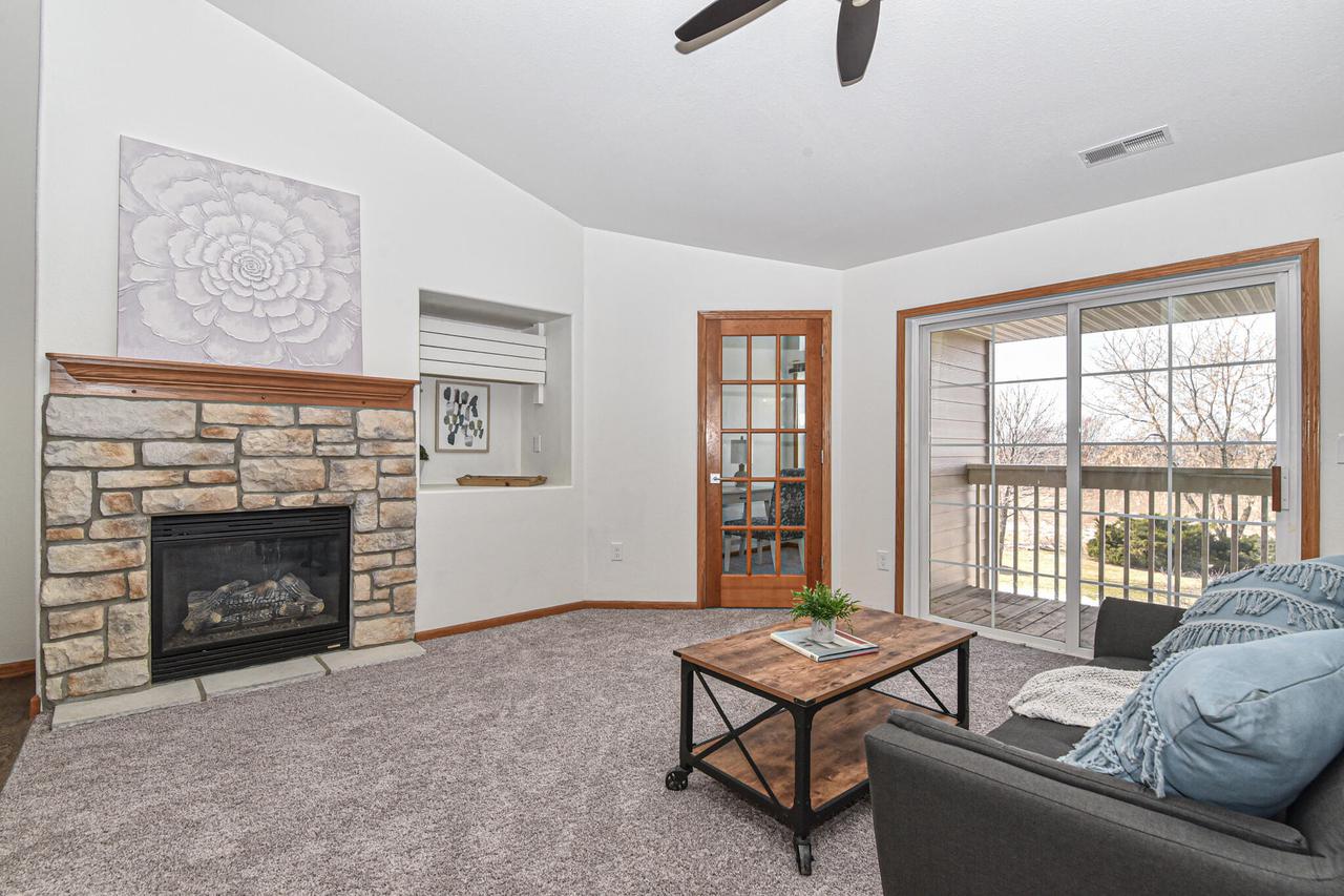 1046 River Pl. #5, Waukesha, WI 53189