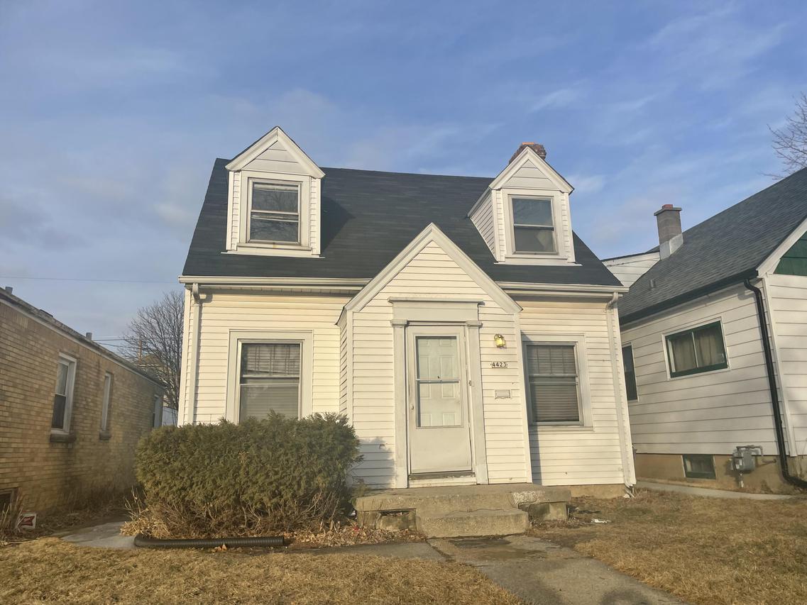 4423 N 36th St, Milwaukee, WI 53209