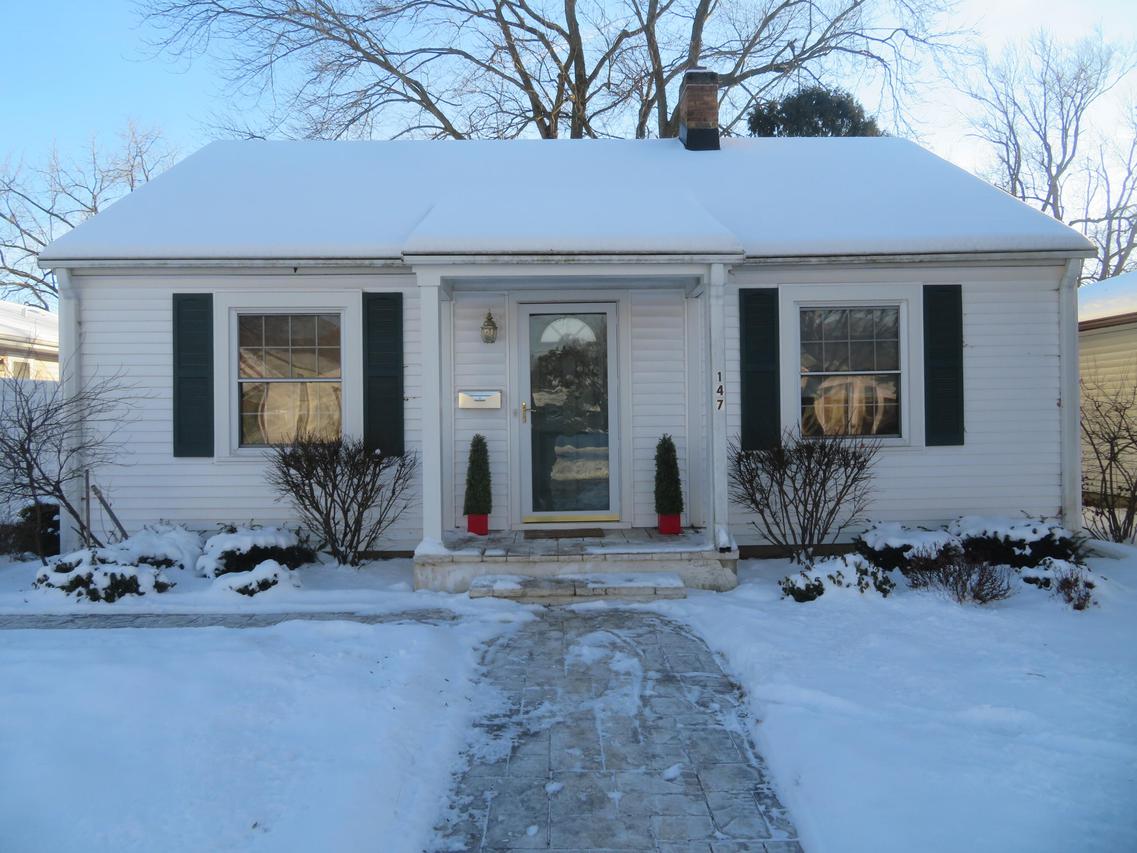 147 Estberg Ave., Waukesha, WI 53186