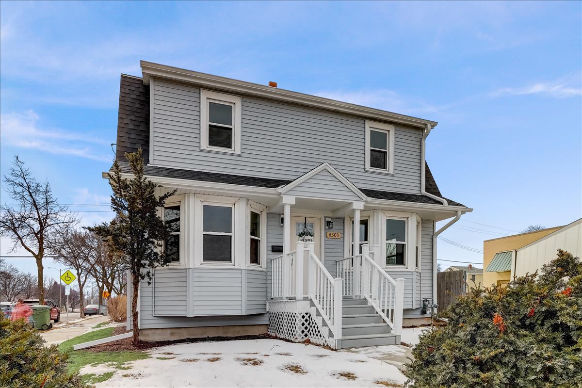 4303 W Oklahoma Ave, Milwaukee, WI 53219