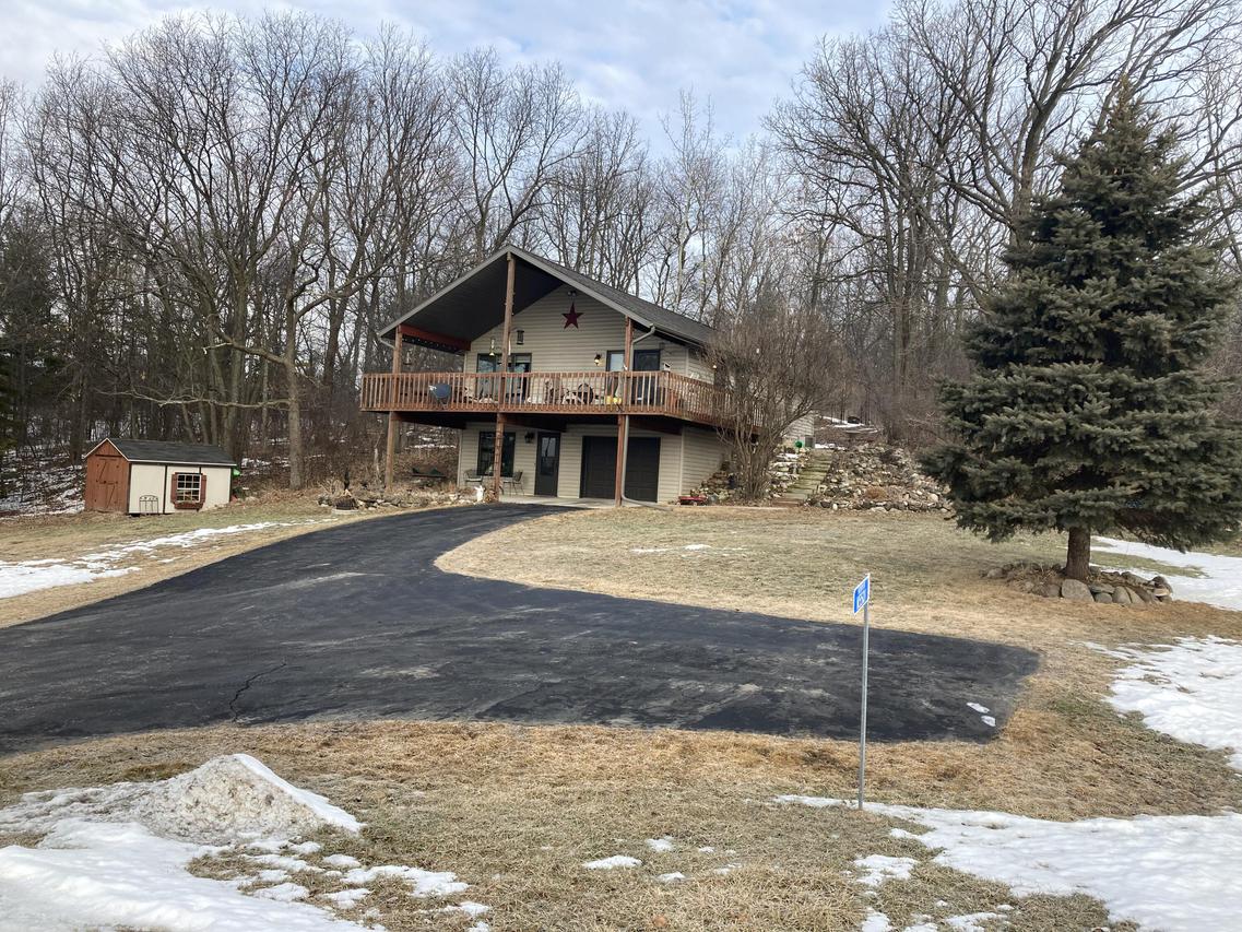 N5501 Kathryn Dr, Greenbush, WI 53073