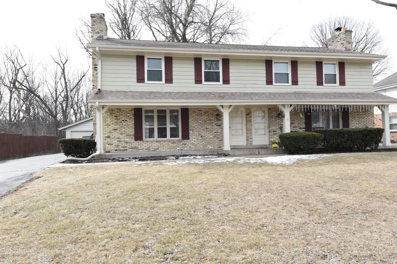 11723 W Diane Dr #11725, Wauwatosa, WI 53226