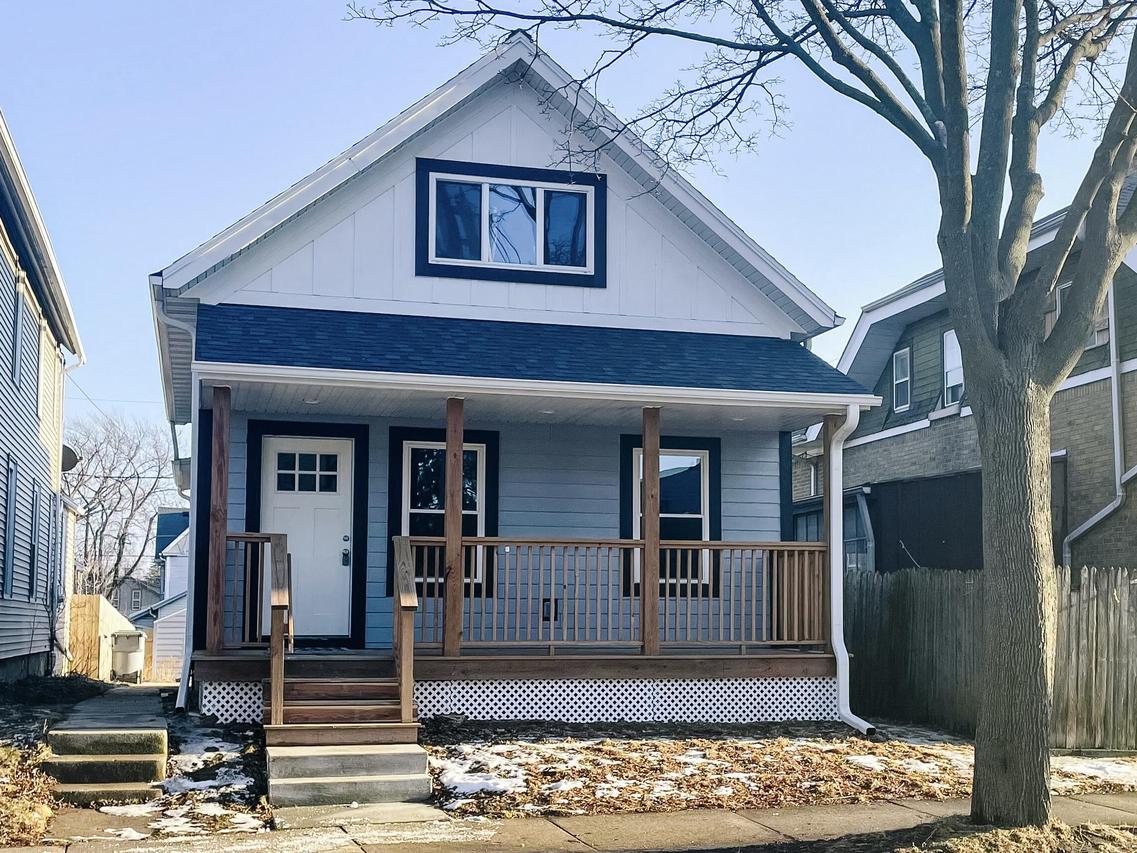 1109 E Potter Ave., Milwaukee, WI 53207