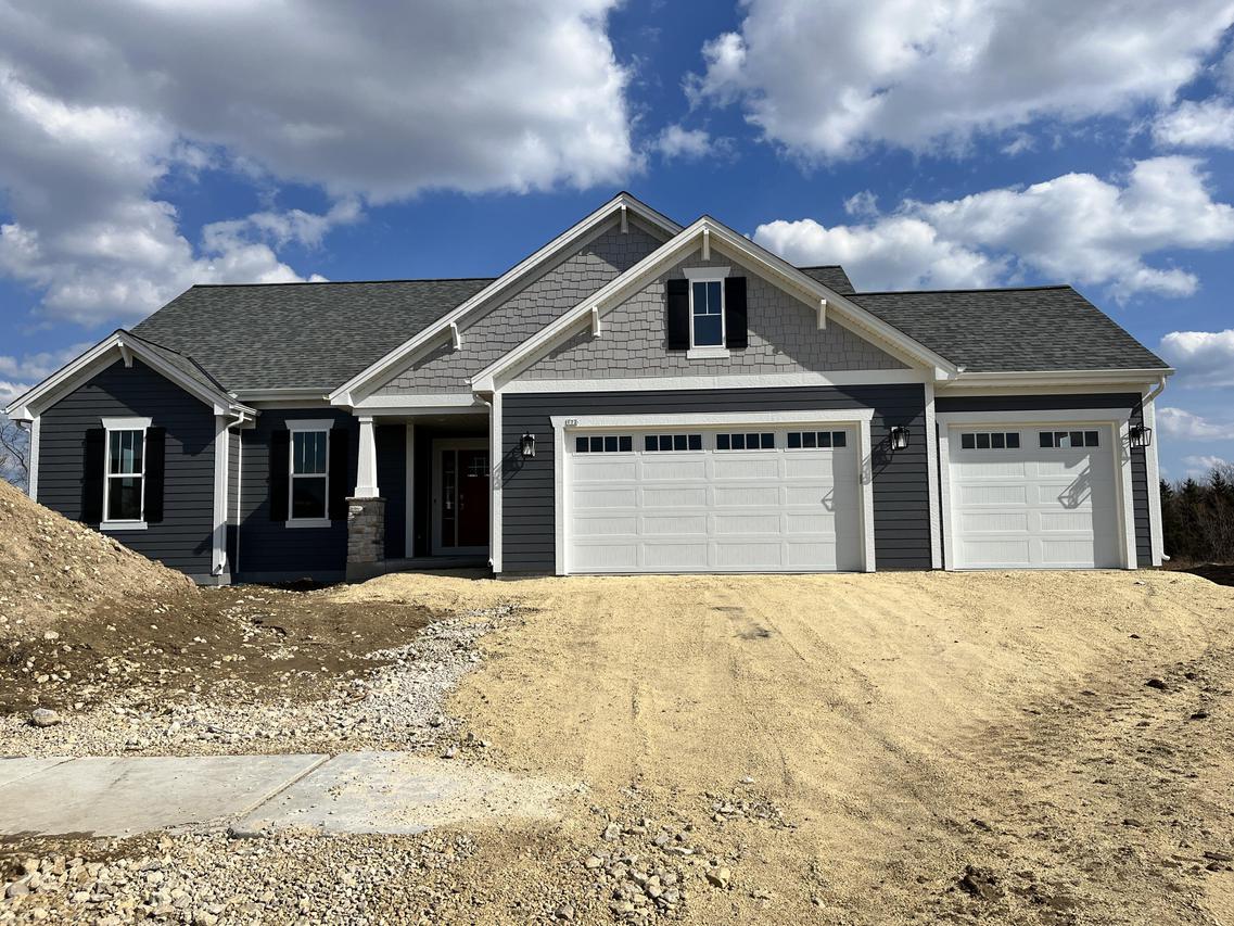 172 Candleberry Ln., Grafton, WI 53024