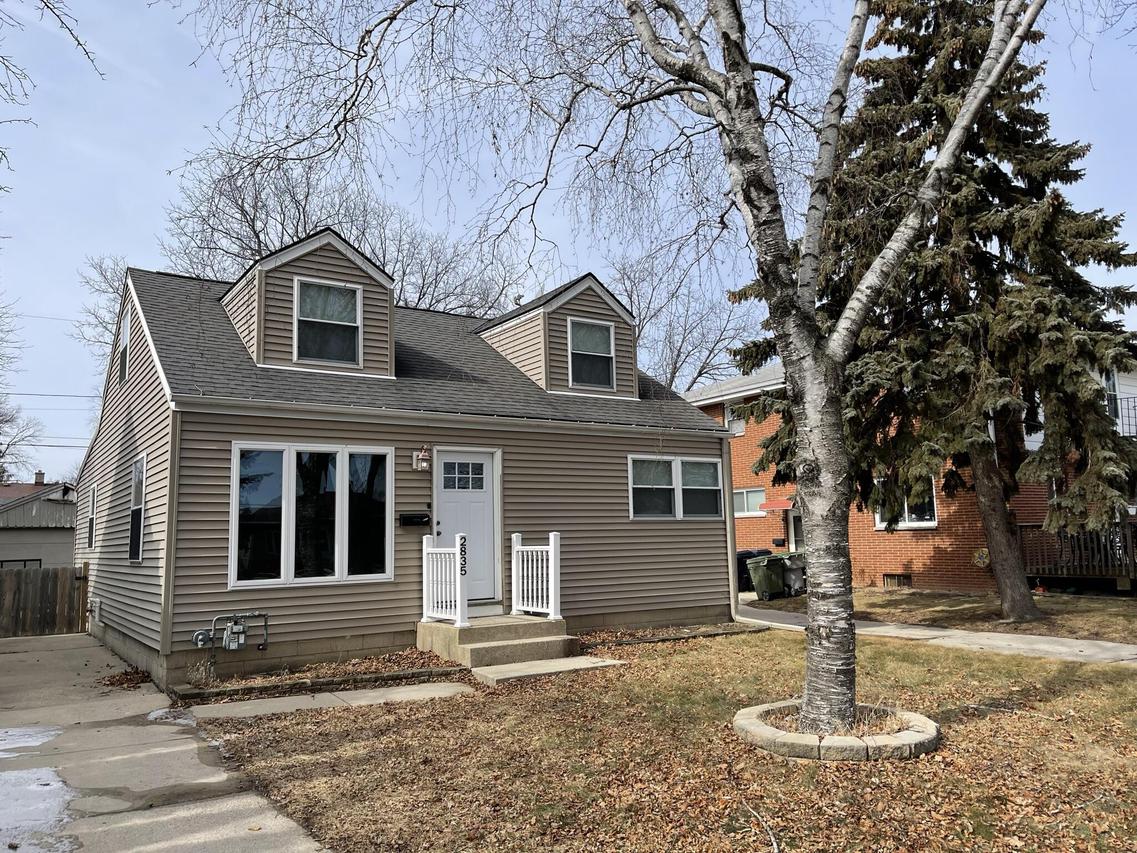 2839 S 69th St., Milwaukee, WI 53219