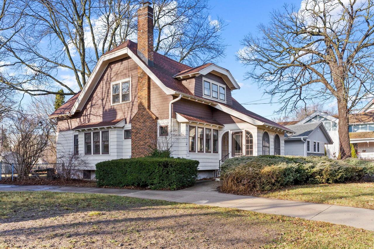 7131 Milwaukee Ave., Wauwatosa, WI 53213