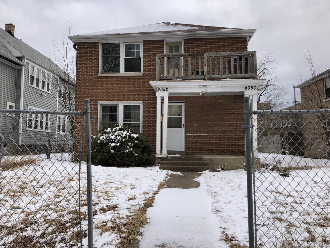4350 N 28th St #4352, Milwaukee, WI 53216