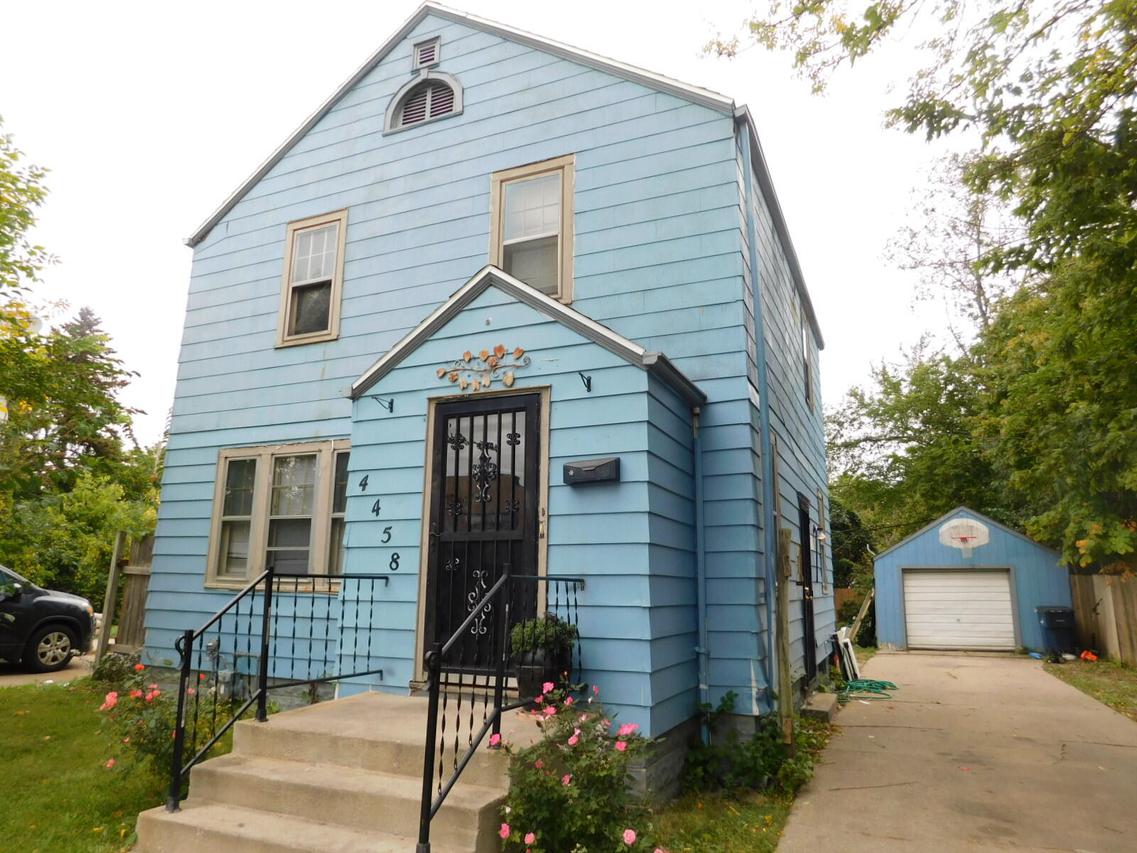 4458 N Hopkins St., Milwaukee, WI 53209