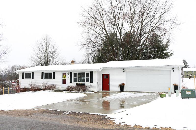 407 Madison St., Ontario, WI 54651