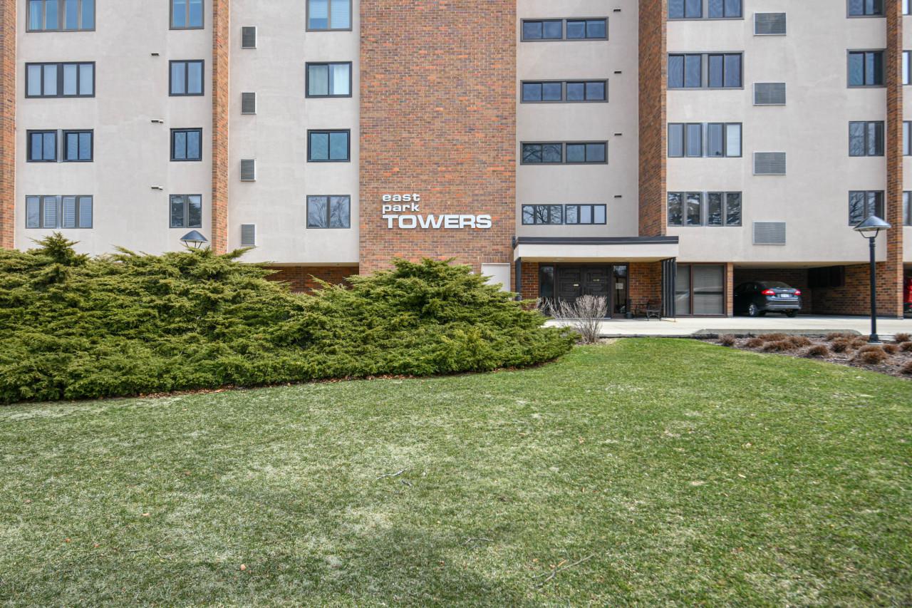 111 11th St. #5CN, Racine, WI 53403