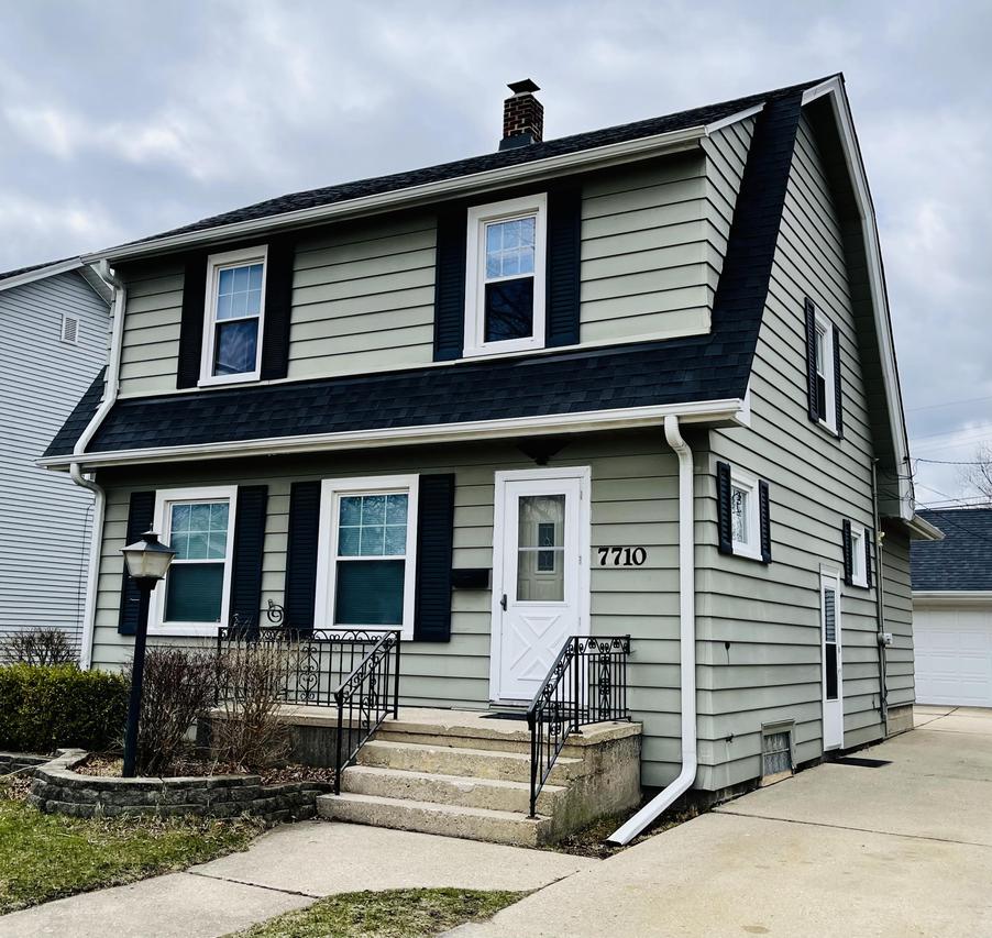 7710 15th Ave, Kenosha, WI 53143