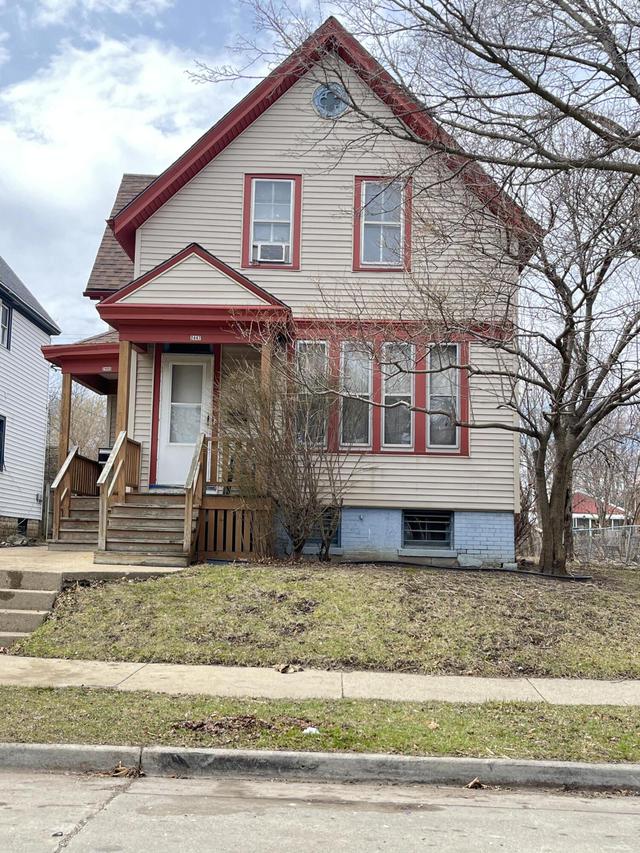 2445 N Vel R Phillips Ave., Milwaukee, WI 53212