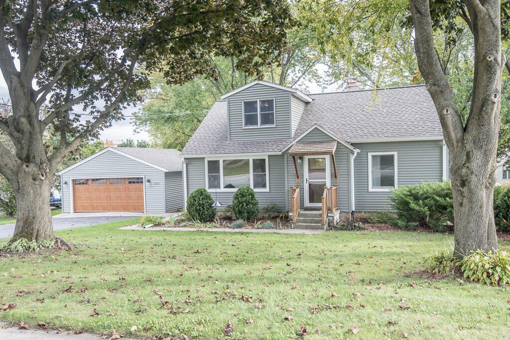 2019 Northview Rd., Waukesha, WI 53188